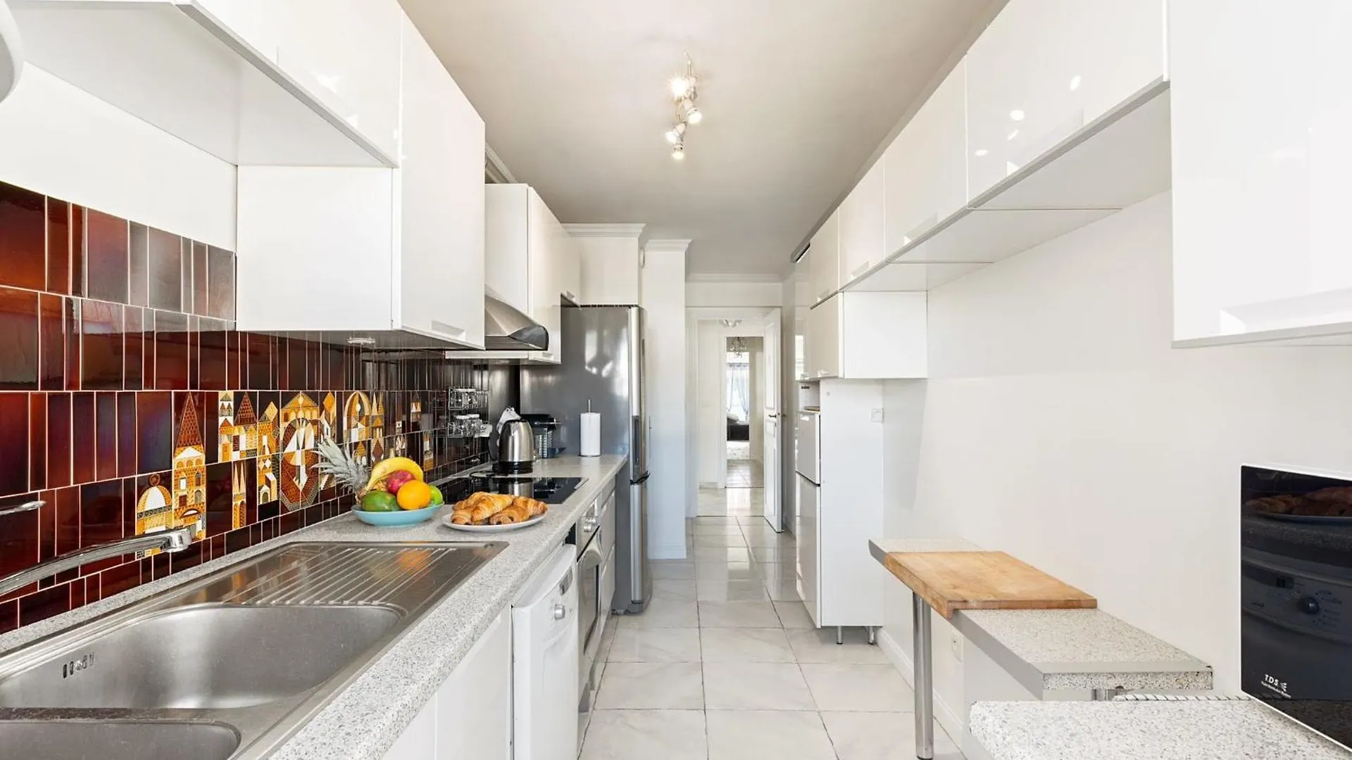 Le Lucior - Flbk Conciergerie Apartment Cannes 0*,  France